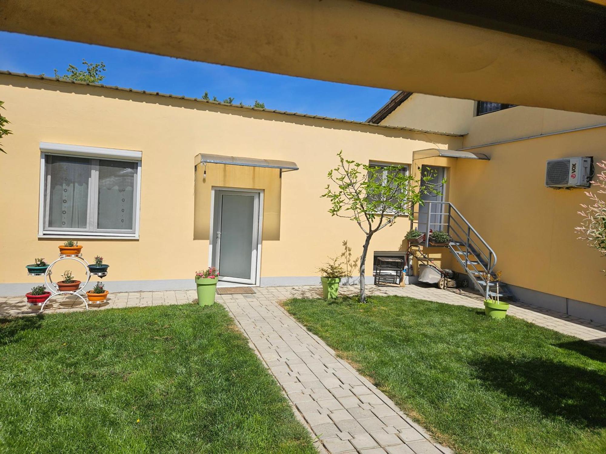 Apartments Kuca Aleksic Nis Exterior photo